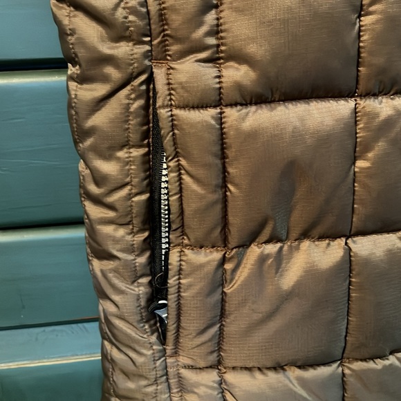 Cowgirl Hardware Vest - Picture 4 of 14